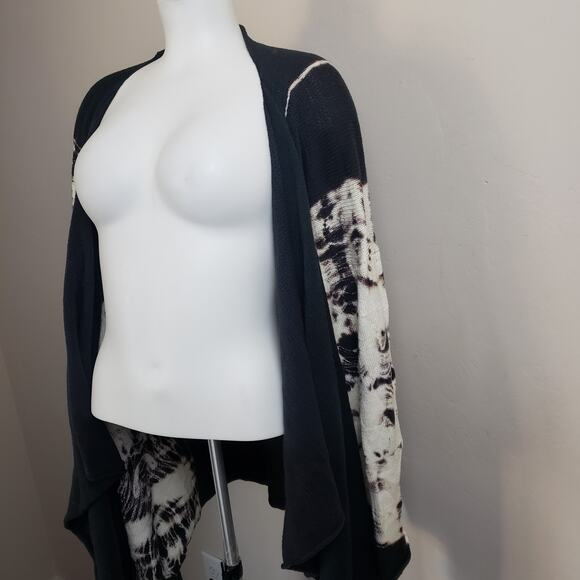 Krista Larson Black & White Hand Dyes Open Cardigan Loose Knit. OS. Asymmetrical - Picture 6 of 16